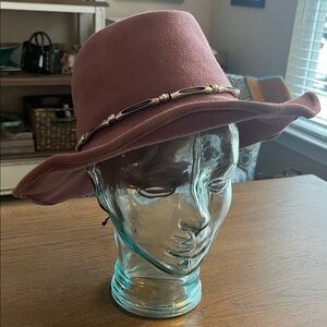 Outback Trading Co. Dusty Pink Cockatoo Australian Wool Felt Hat Decorative Band